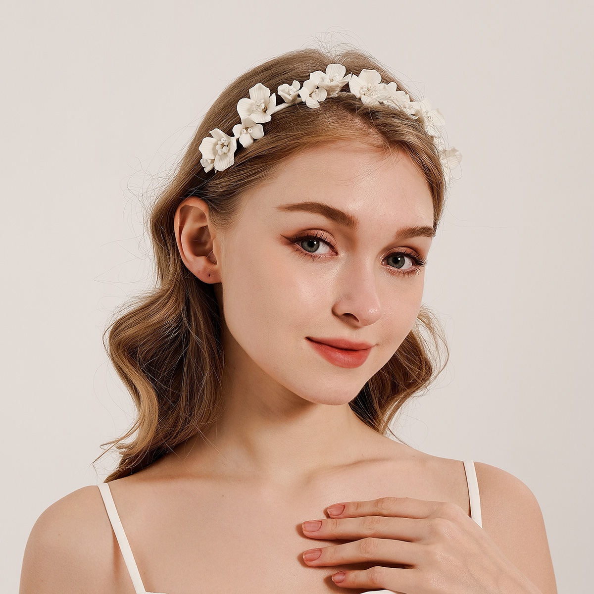 Wedding Supply List - Efily 신부 흰 꽃 머리 후프
